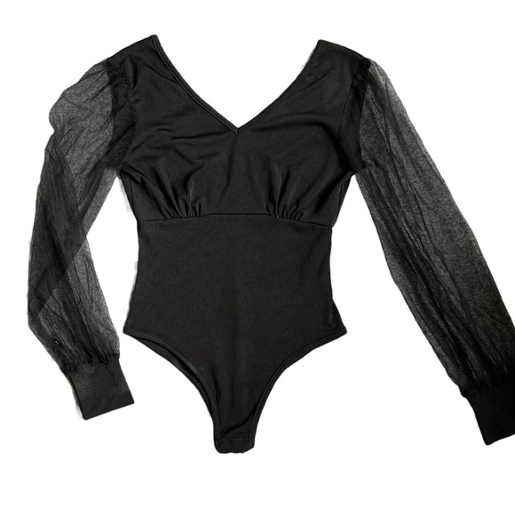 SHEIN BLACK V NECK BODYSUIT WITH LONG MESH PUFF SLEEVES SIZE SMALL - Picture 2 of 9